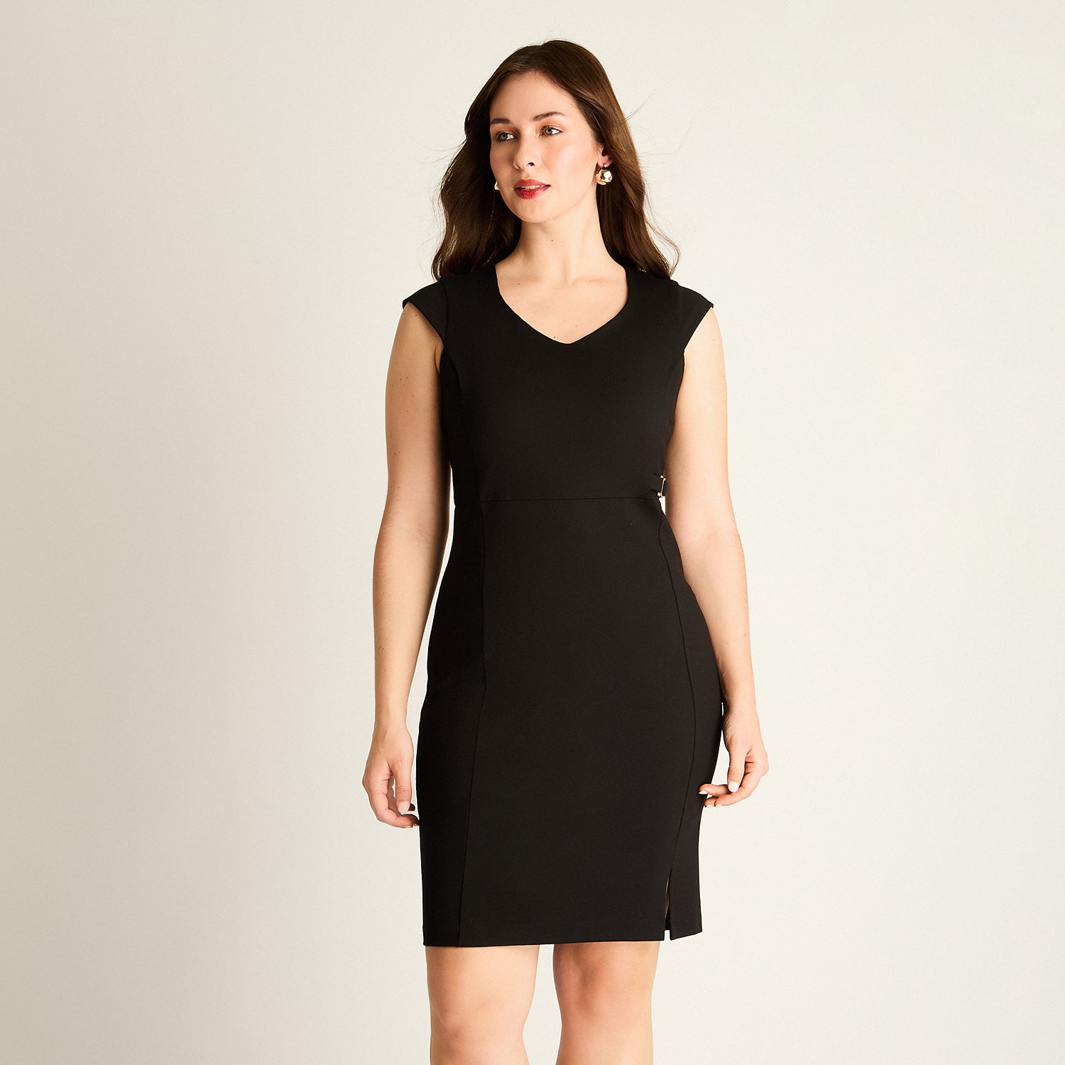 Vestido Negro Entallado